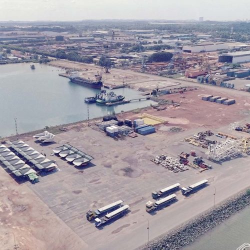 fasilitas port yard scn logistik group